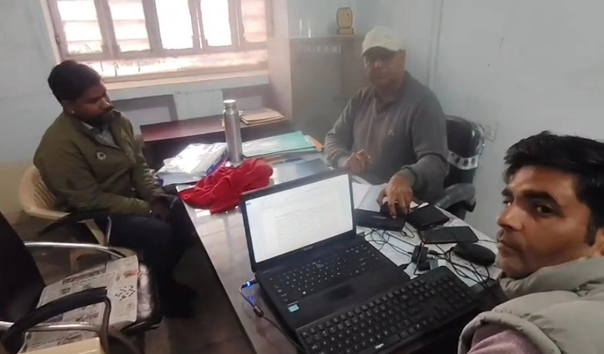 swm: सब्सिडी के नाम पर मांगी रिश्वत, एसीबी ने व...