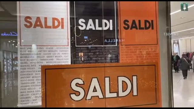 Al via i saldi, per Confcommercio un giro d'affari da 4,9 miliardi