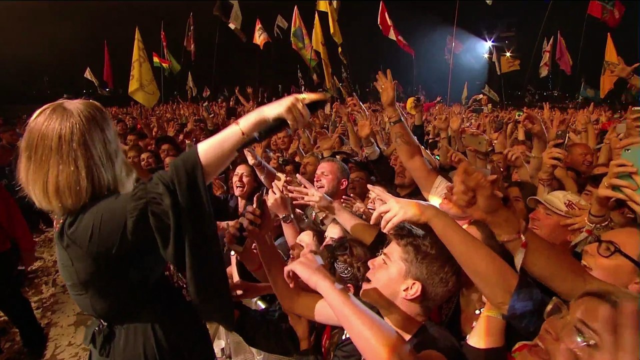 Someone Like You - Adele (live)