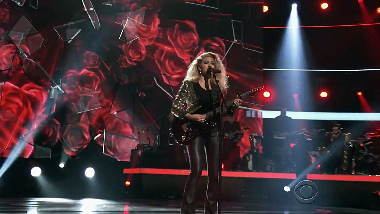 Tragedy (Bee Gees cover) - Tori Kelly (live)