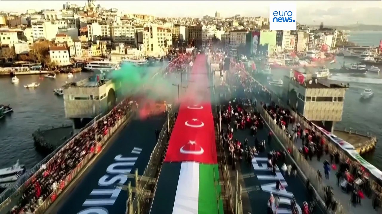 حمایت از فلسطین در روز نخست سال میلادی؛ نیم‌میلیون نفر در استانبول خواستار پایان خشونت‌ها شدند