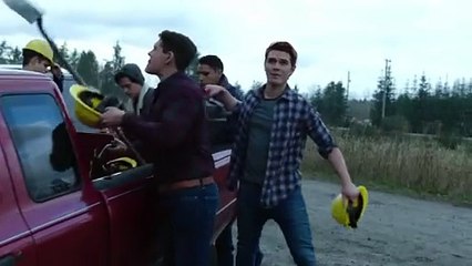 Riverdale S01(EP1 - EP13)- Episodio 8- Subtítulo español and inglés - Riverdale S01 - Drama Koreano