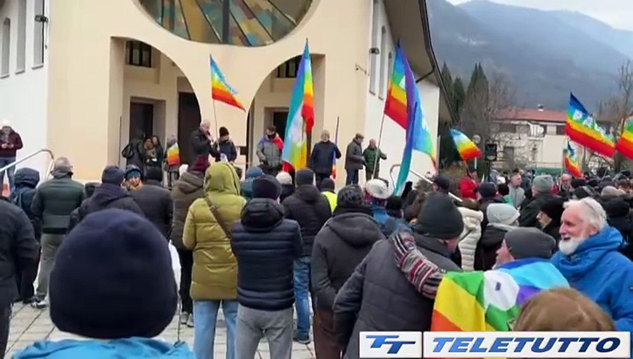 Video News - Più di mille persone in marcia per la pace