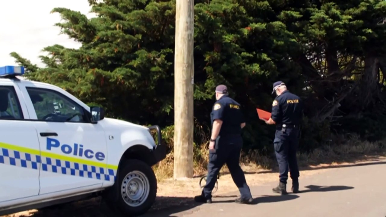 15-year-old Tasmanian boy dead after crashing an e-bike into a power pole