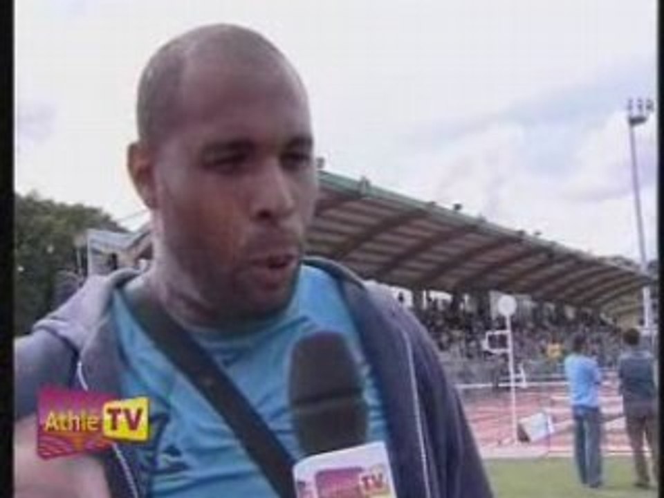 Athlé meeting Forbach Poids Hommes 20m42 niaré