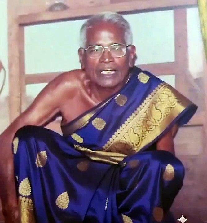 பாட்டிக்கு ஆங்கில புத்தாண்டு வாழ்த்துக்கள்.