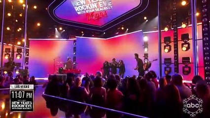 Dick Clark's New Year's Rockin' Eve with Ryan Seacrest Season 1 Episode 54