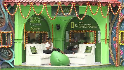 Bigg Boss 9 - E13 Viyana_Reveals_Her_Life_Storyl