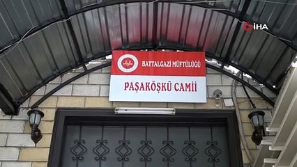 Malatya’da Paşaköşkü Camisi’nin hasarlı minaresi onarılıyor