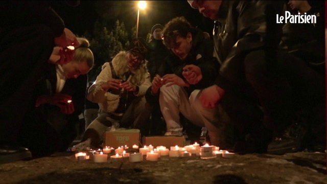 Suisse: des personnes se recueillent après un incendie meurtrier à Crans-Montana