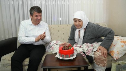 Adıyaman Belediye Başkanı Tutdere'den 87 yaşındaki hemşehrisine doğum günü sürprizi
