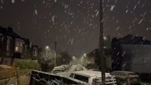 Snow falls on London as Arctic blast triggers 'risk to life' warning