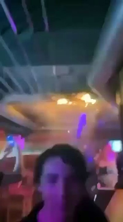 Sui social le immagini dell'incendio al bar Le Constellation di Crans-Montana IL VIDEO