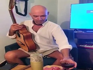 Gerardo Pedrozo (cantautor tacuaremboense) en charla abierta con el comunicador Marcos Pereira 2