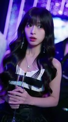 (4) After the end of the downfall, she became the president of abstinence, and the wife agreed to only act and not be emotional, but he went to the wrong room every night, pressed her under him, kissed her out of control, took abstinence as a joke, and re