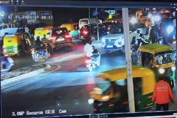 Video News: अहमदाबाद में कार की टक्कर से बाइक चालक की मौत