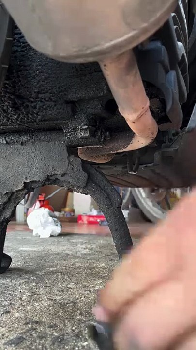 Changing motorcycle engine oil