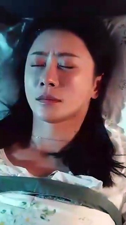 She gave him everything and was betrayed. Reborn, she dumped the scum and shone on her own - Chinese  2025