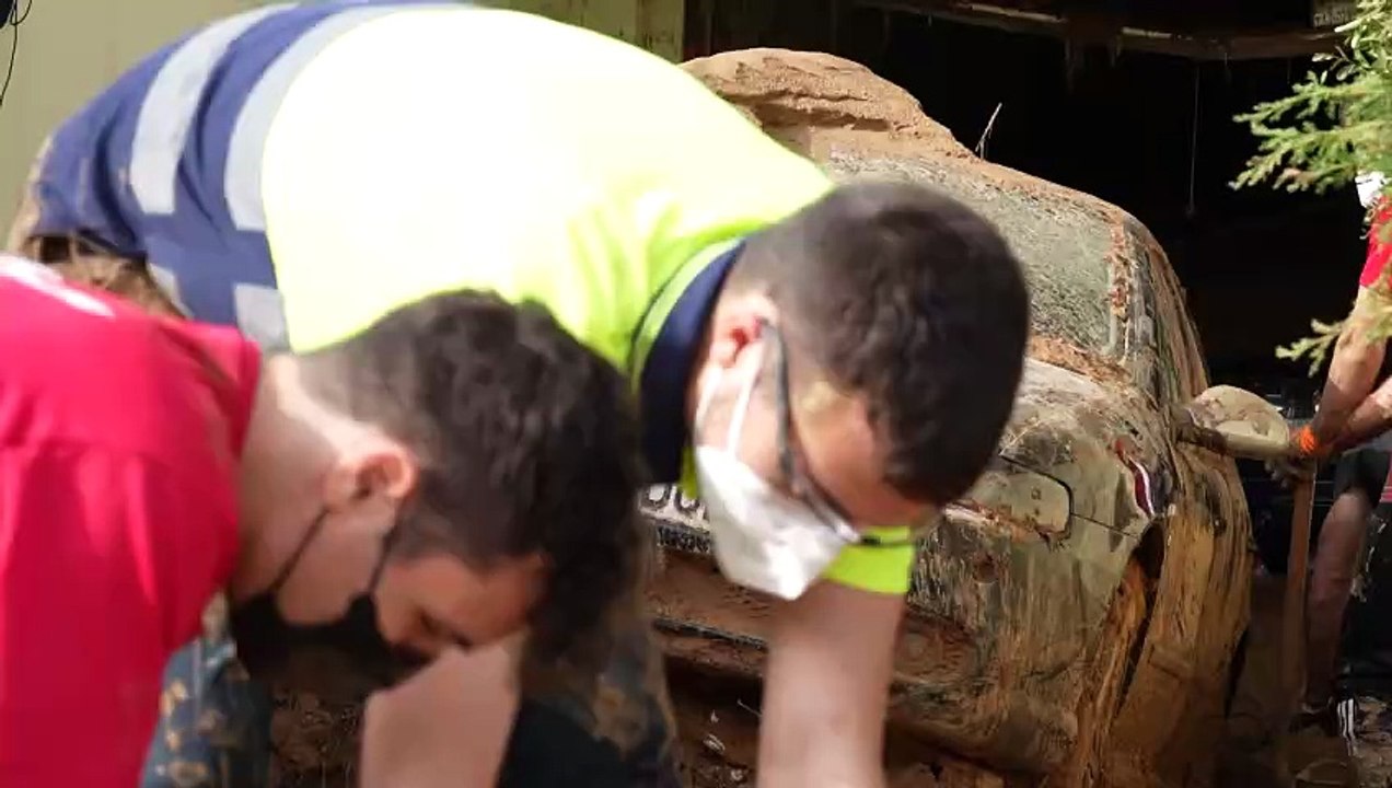 Feijóo manda a la jueza sus mensajes con Mazón el 29O: "Lleva la iniciativa de comunicación"