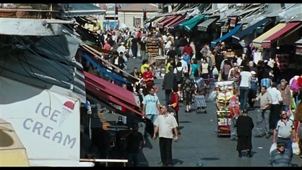Le voyage du directeur des ressources humaines (2010) - Bande annonce