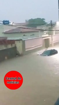 VÍDEO: Chuva forte provoca alagamentos e causa transtornos no interior da Bahia