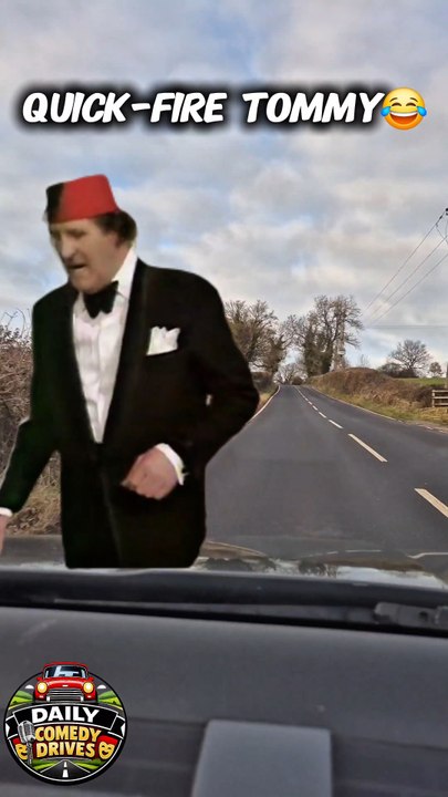 Brilliant Tommy Cooper 👏