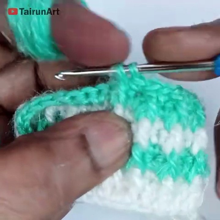 Crochet Patterns for Beginners | Crosia ke Designs #crochet #crosia #sweaterpattern #sweaterdesign