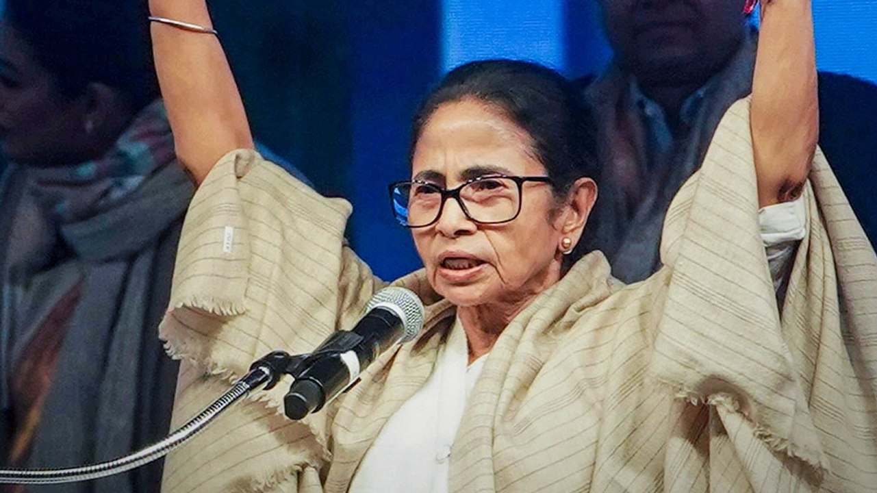 Bengal चुनाव से पहले EC और TMC में तकरार