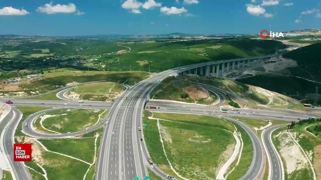 Abdulkadir Uraloğlu: 1 yılda otoyol ve köprülerden 1,1 milyar araç geçti