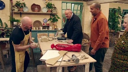 The Great Pottery Throw Down - Season 8 Episode 10- The Final. Statement Greek Amphoras