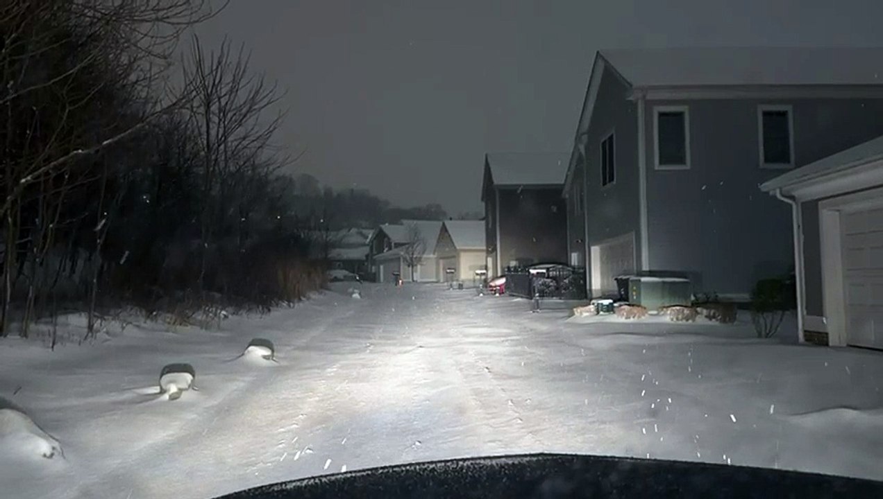 New Year Snowfall in Pittsburgh | Drive Through Quiet Neighborhood in Dark & Cold Winter