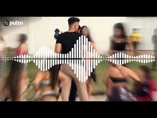 Colegialas desfilan en tanga en evento al que las citaron para recoger chaquetas de prom