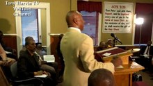 Pastor Gino Jennings - Clothed with a vesture dipped in blood (Revelations 19_13)