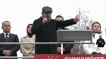 Özgür Özel'den Cumhurbaşkanı Erdoğan'a: Sen Trump’tan korkan, sıkışınca tükürdüğünü yalayan ve cesareti olmayan bir siyasetin insanısın