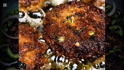 How Authentic Pakistani Chapli Kebab Is Made | Street Food of Pakistan