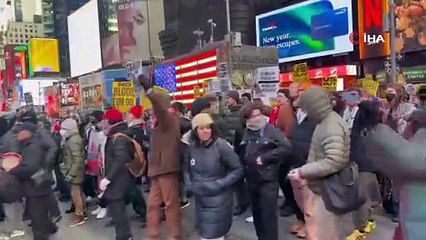 New York'ta binlerce kişi Venezuela için yürüdü