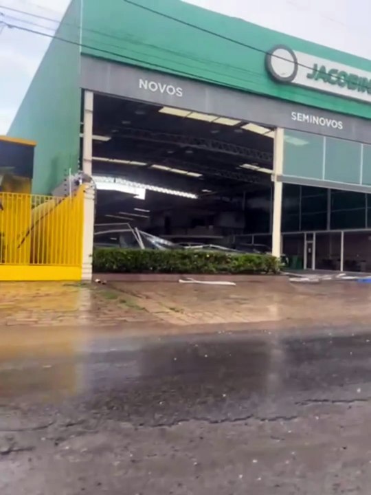 Novas imagens mostram alagamentos e destruição causada por chuva em cidade baiana; confira