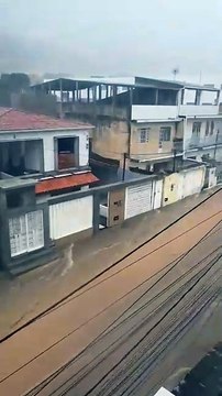 Novas imagens mostram alagamentos e destruição causada por chuva em cidade baiana; confira parte 2
