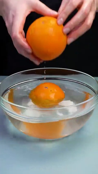 You will be delighted with this recipe! The orange dessert that melts in your mouth!