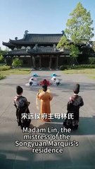 (4) After the car accident, facing her vegetative husband, her younger siblings and the precarious wealthy family, she woke up and took her younger siblings to develop steadily and keep the family and company in order