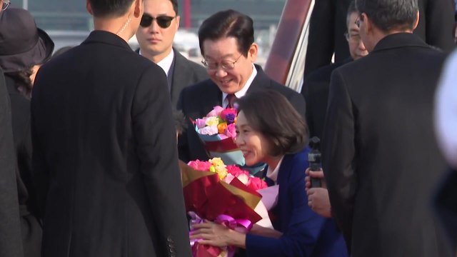 이 대통령, 베이징 도착...3박 4일 ’방중’ 일정 시작 / YTN