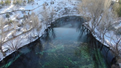 Sivas’ta eksi 30 derecede donmayan turkuaz güzellik: Gökpınar Gölü
