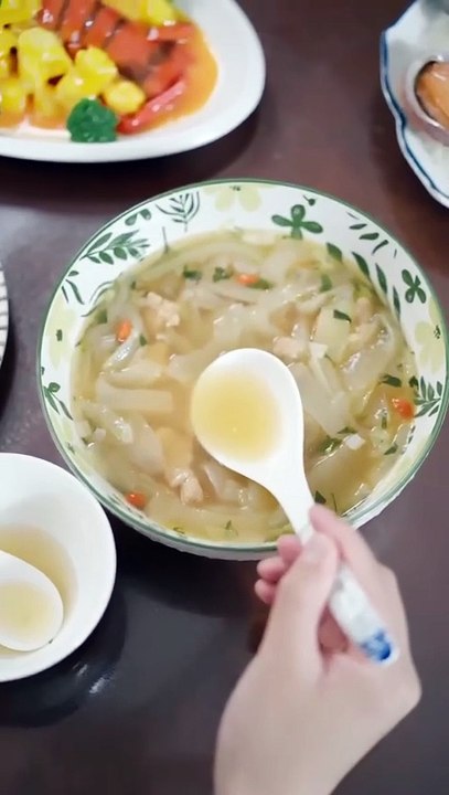 Abandoned by Family, Poor Girl Sells Her First Night to a CEO, Who then Spoils Her Like a Princess!