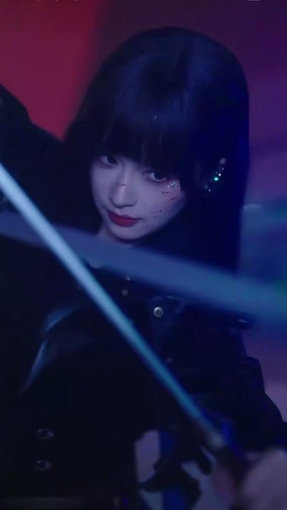 Ruthless Heiress Claims The Throne - (EngSub)