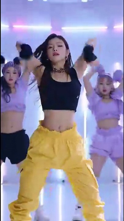 Perfect K-Pop Dance Tutorial for beginners wanting to learn K-Pop Dance Choreography.1