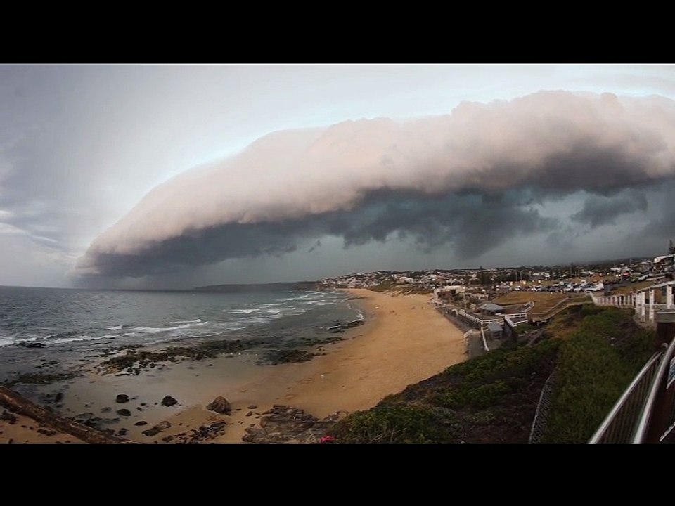 Storm hits Newcastle | Newcastle Herald, Jan 4, 2025