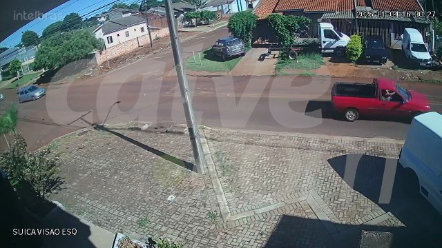 VEJA imagens mostram como aconteceu acidente no Bairro Cascavel Velho