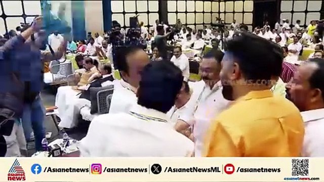 'ലക്ഷ്യ 2026'ൽ വമ്പൻ ലക്ഷ്യങ്ങൾ; 100 സീറ്റ് സ്വപ്നം കണ്ട് കോൺഗ്രസ്