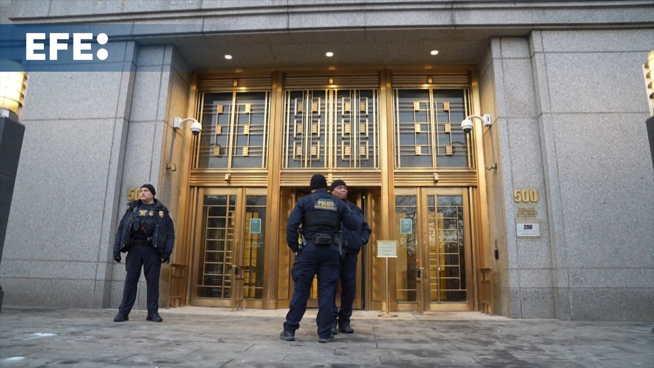 Maduro llega al tribunal federal de Manhattan donde será su primera audiencia