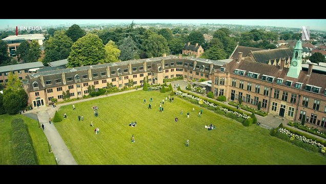 'En fuga', tráiler de la miniserie de Netflix